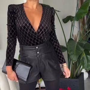 Velvet Long Sleeve Deep V Bodysuit - Large